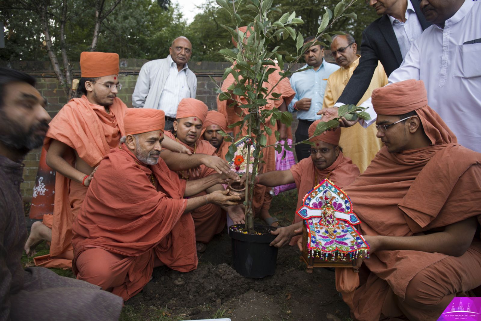 7D2A6948 copy - ©1987-2017 SKS Swaminarayan Temple East London
